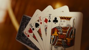 play-cards-blackjack